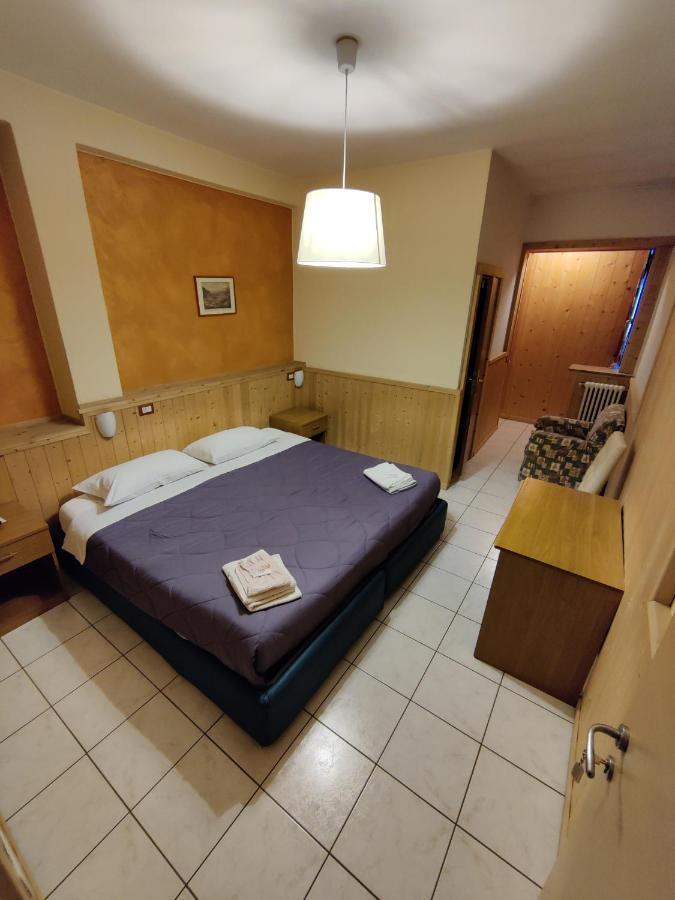 Albergo Baffo Chiuro Exteriör bild