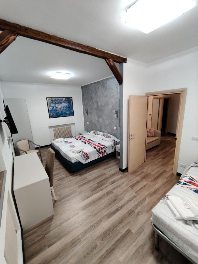 Albergo Baffo Chiuro Exteriör bild