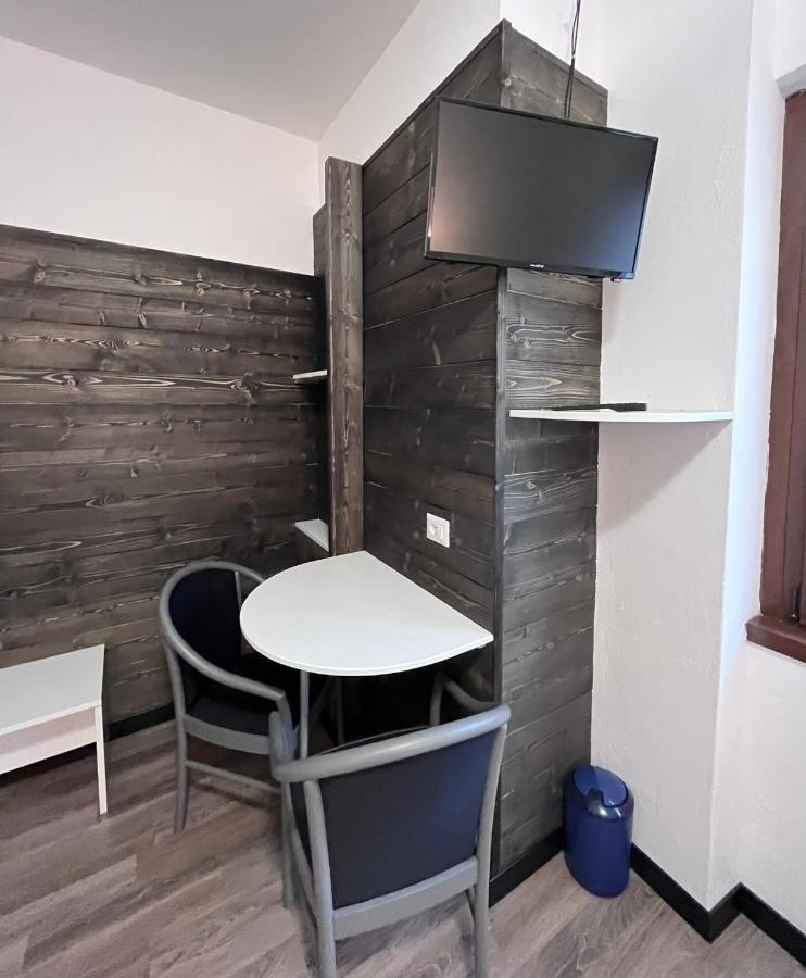 Albergo Baffo Chiuro Exteriör bild