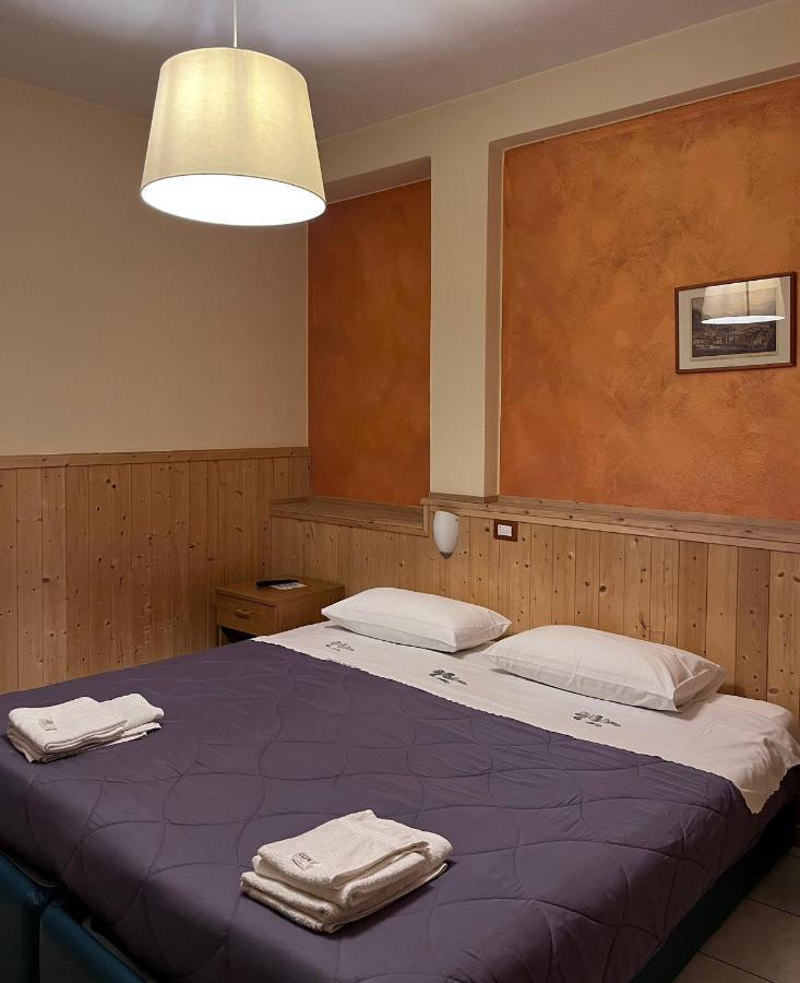 Albergo Baffo Chiuro Exteriör bild