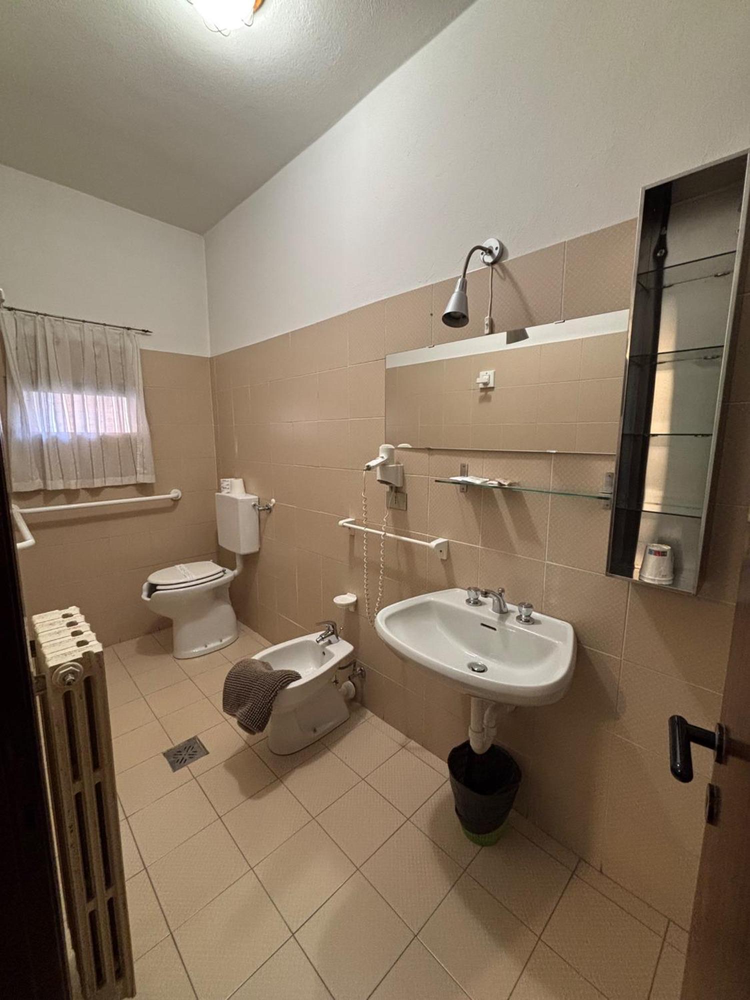 Albergo Baffo Chiuro Exteriör bild